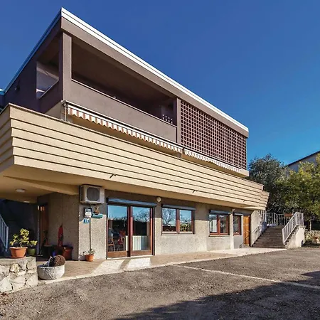 Stunning In With 1 Bedrooms And Wifi شقة *