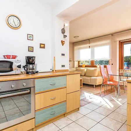 شقة Stunning In With 1 Bedrooms And Wifi