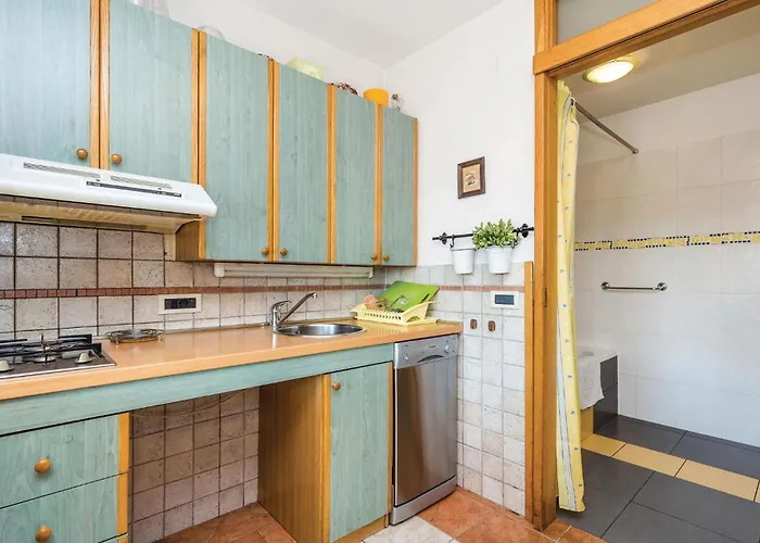1 Bedroom Gorgeous In Διαμέρισμα