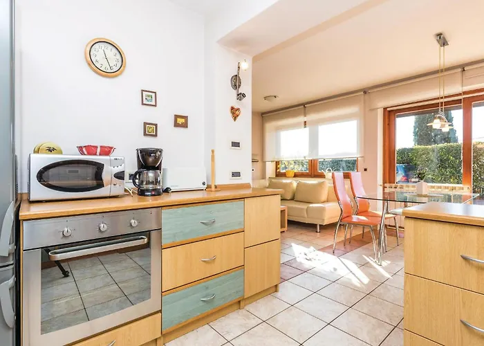 Διαμέρισμα 1 Bedroom Gorgeous In