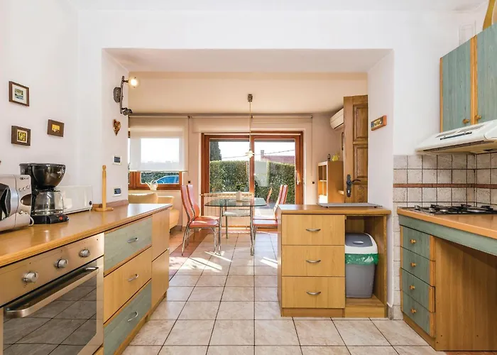 Διαμέρισμα 1 Bedroom Gorgeous In *