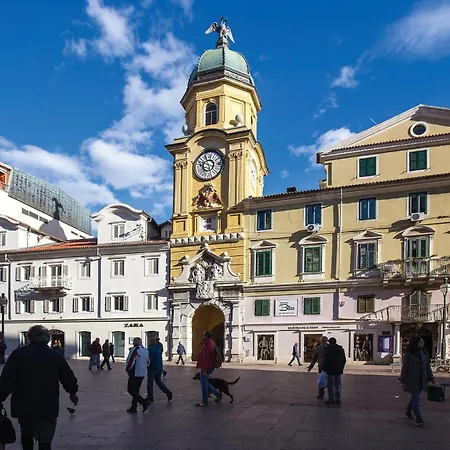 Front In With Wifi * Rijeka