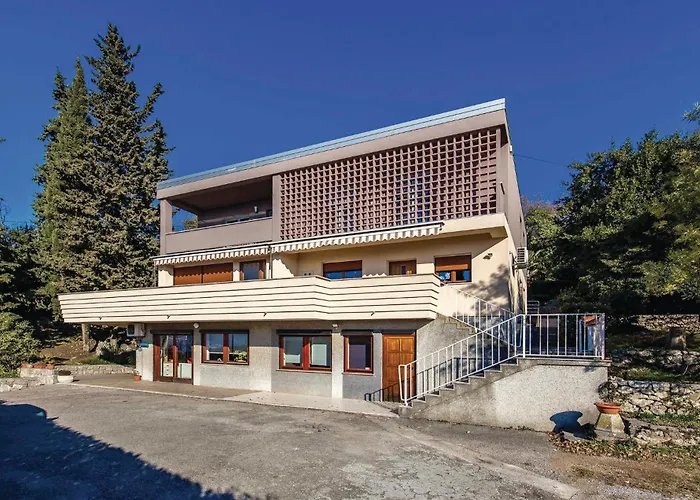 Apartamento 1 Bedroom Gorgeous In Rijeka